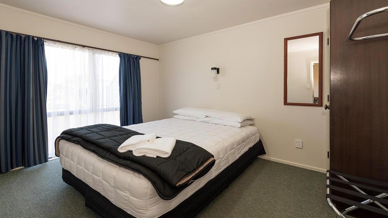 Holdens Bay Holiday Park Rotorua Bagian luar foto