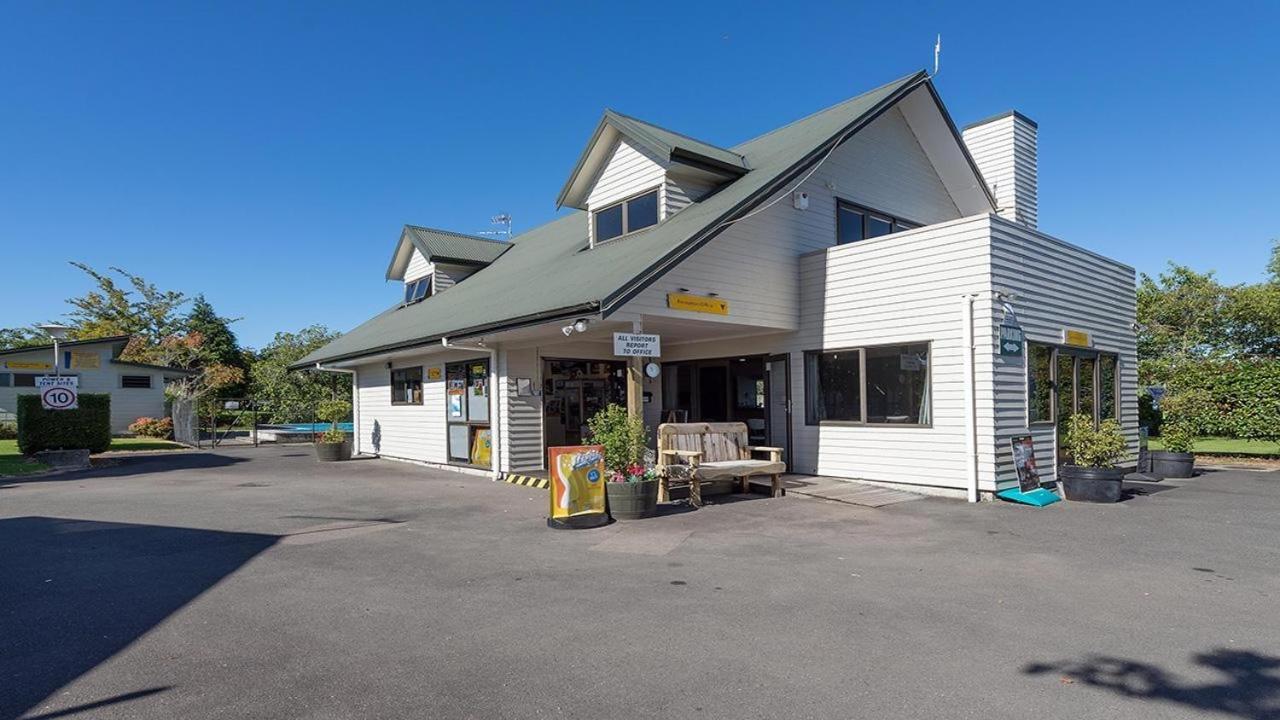 Holdens Bay Holiday Park Rotorua Bagian luar foto