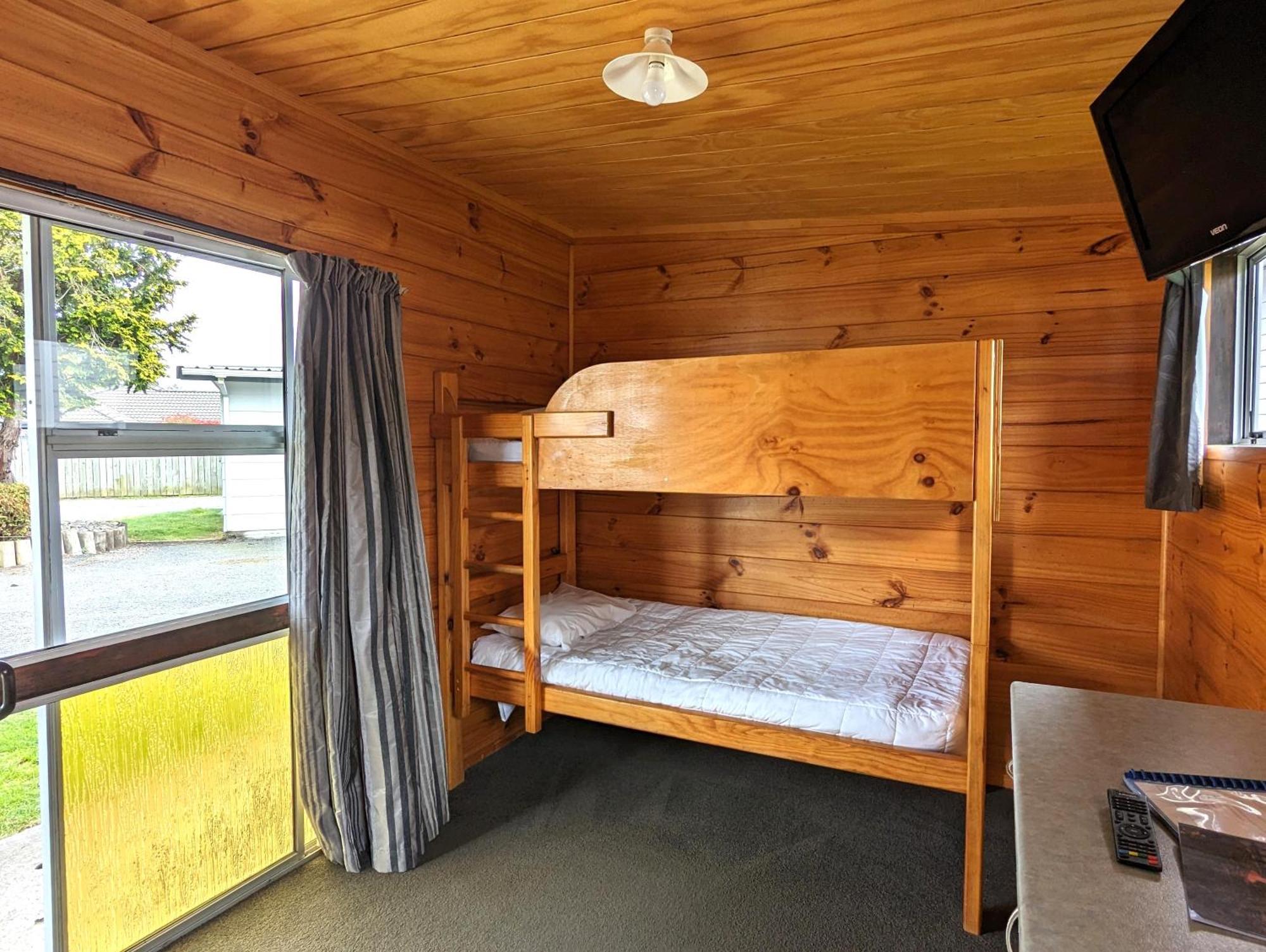 Holdens Bay Holiday Park Rotorua Bagian luar foto