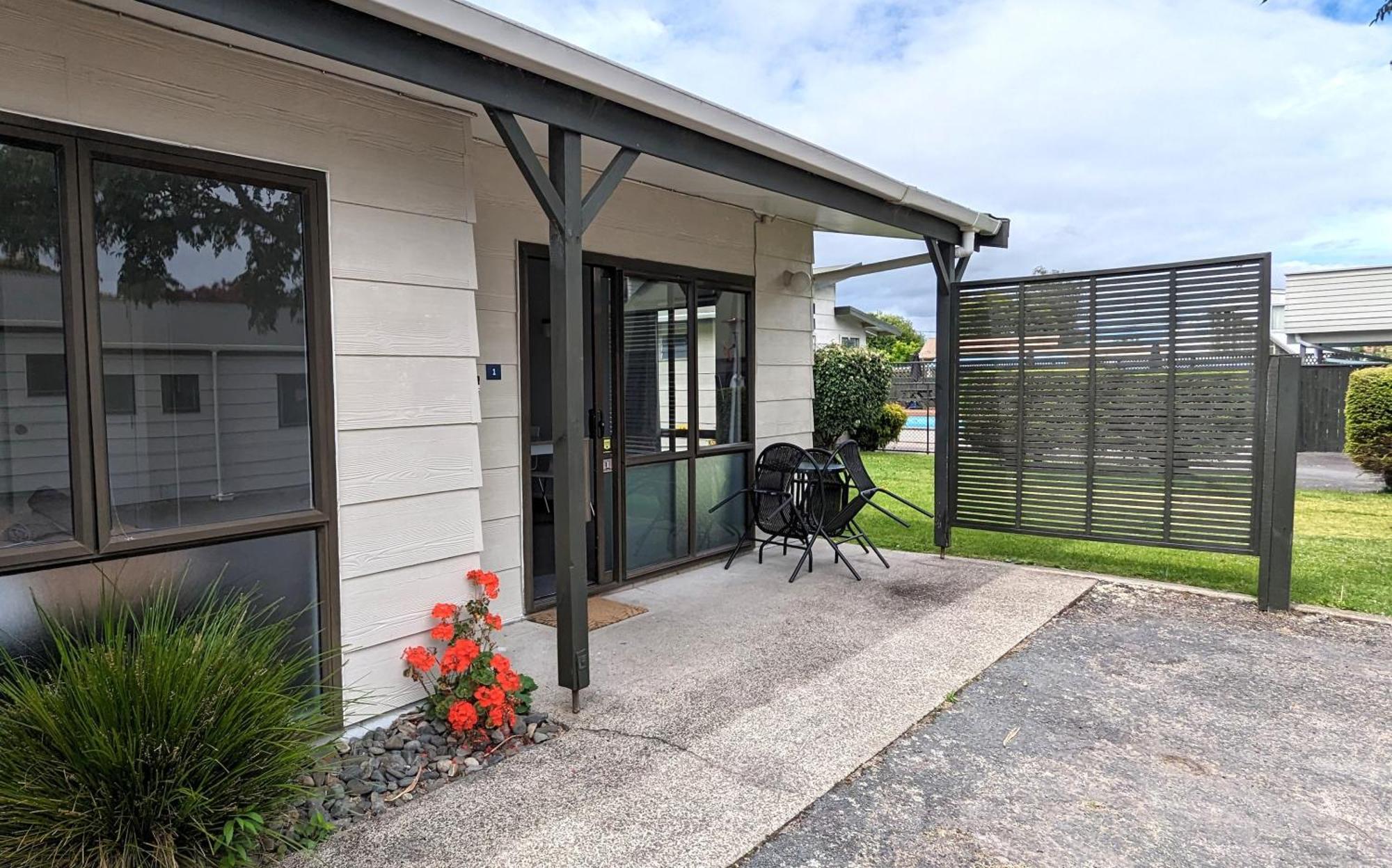 Holdens Bay Holiday Park Rotorua Bagian luar foto