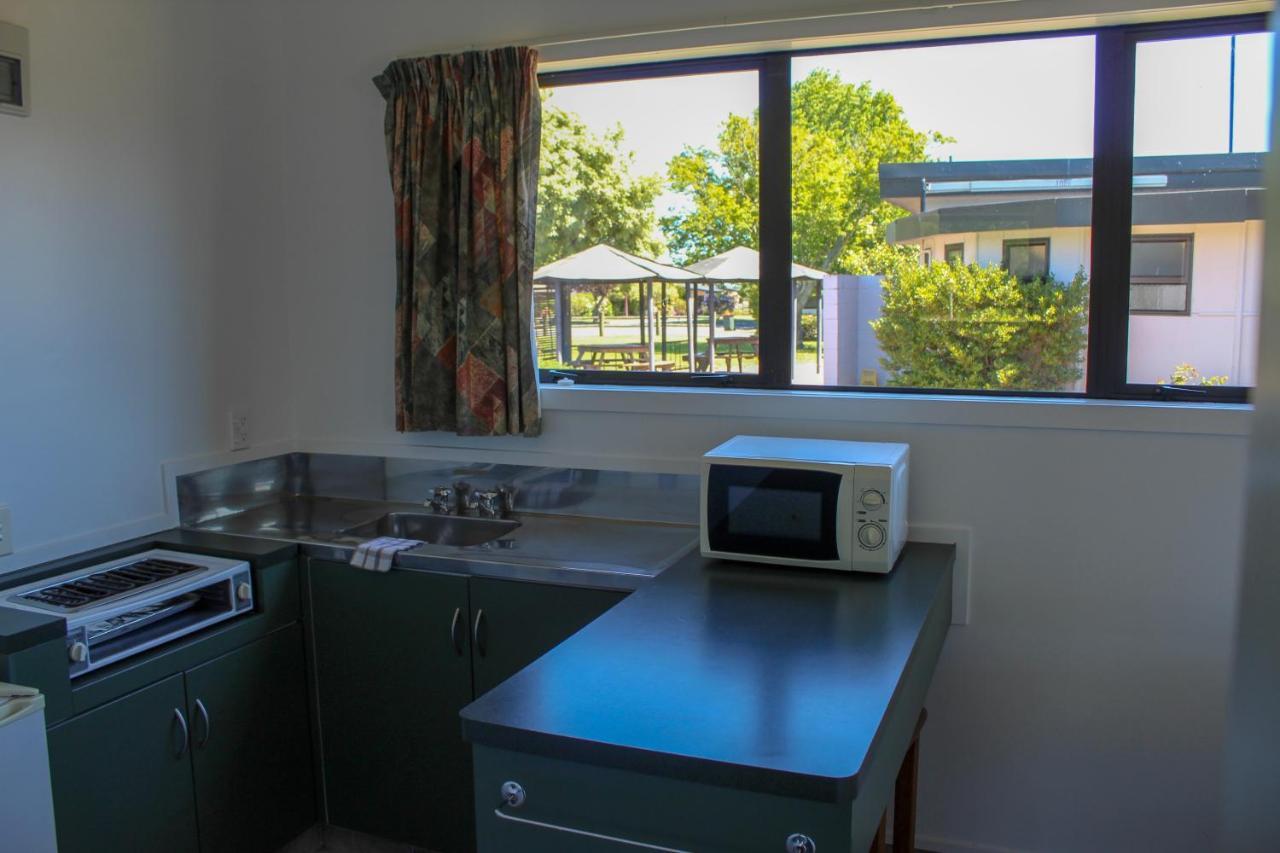 Holdens Bay Holiday Park Rotorua Bagian luar foto