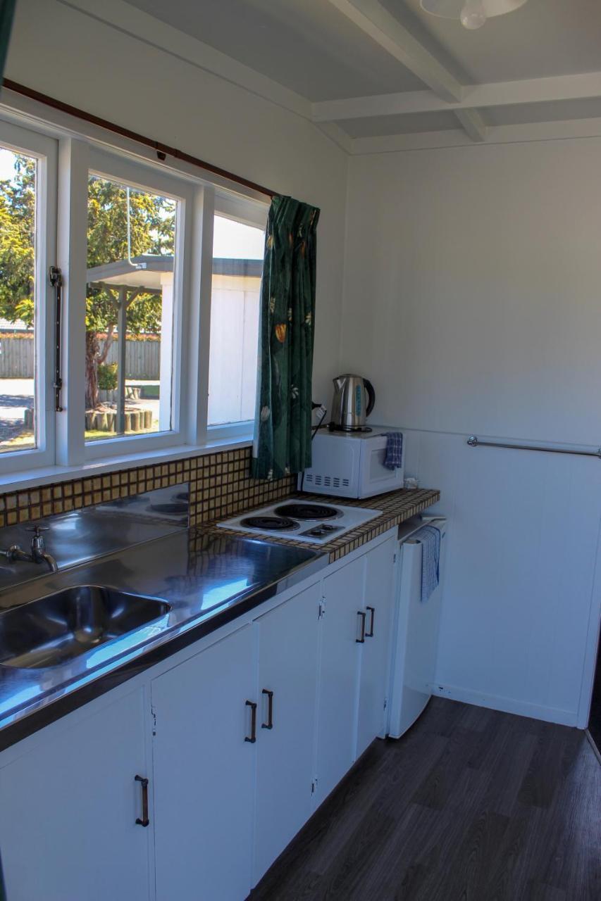 Holdens Bay Holiday Park Rotorua Bagian luar foto