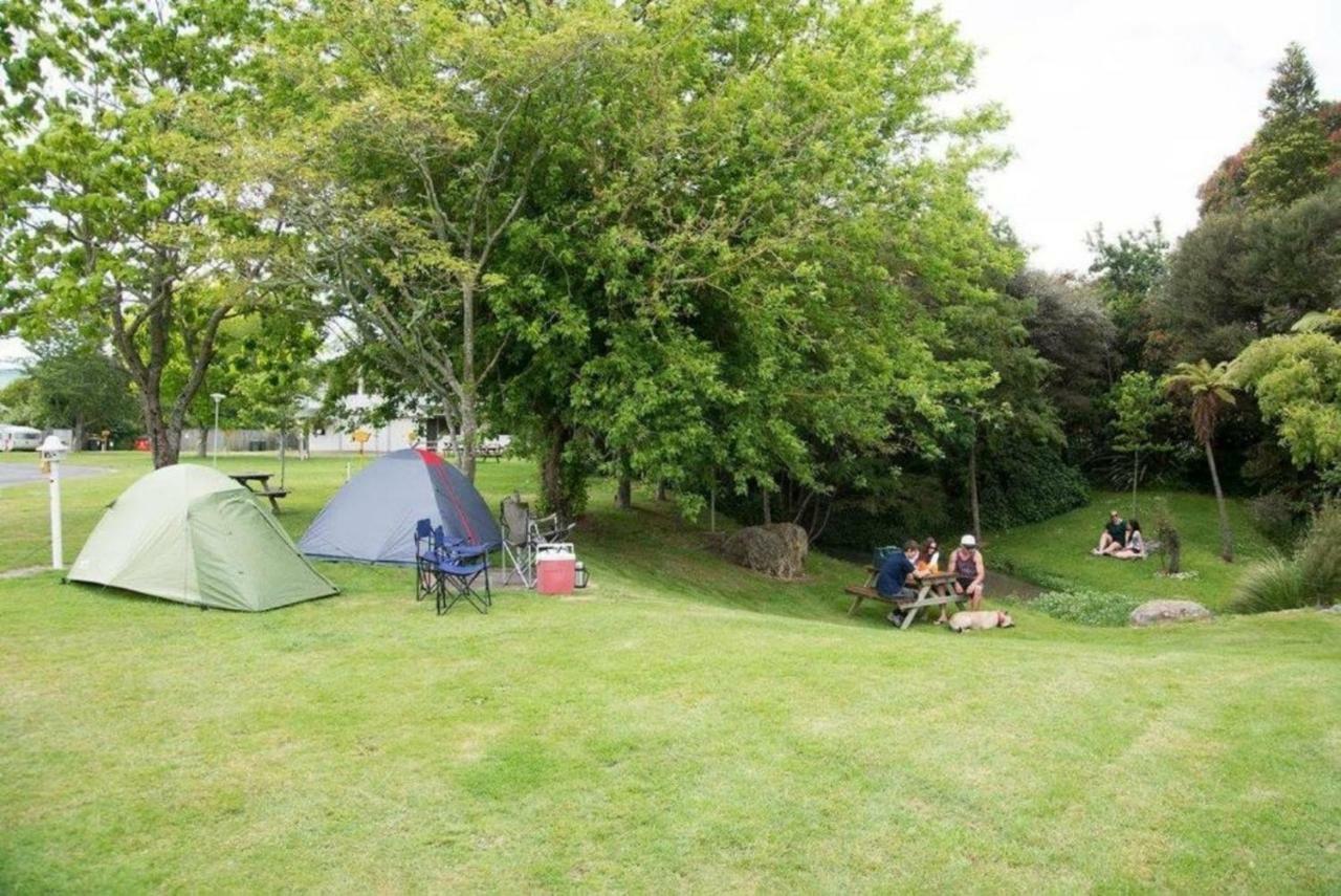 Holdens Bay Holiday Park Rotorua Bagian luar foto